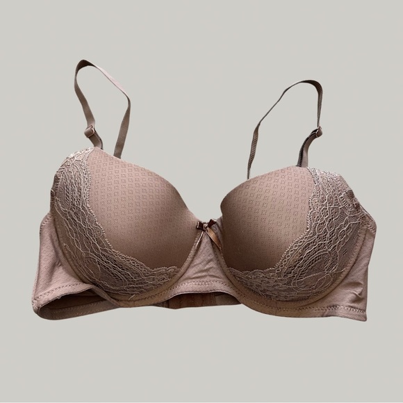 Boohoo Other - EUC Brown Lace Bra
